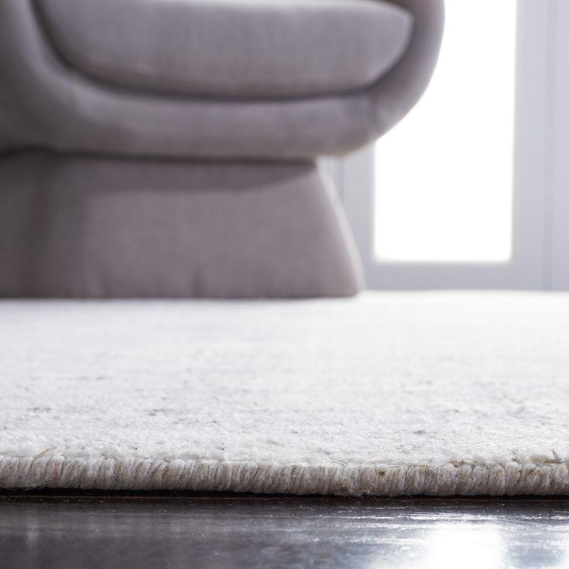 Mirage MIR470 Hand Woven Indoor Accent Rug - Ivory/Grey - 3'x5' - Safavieh