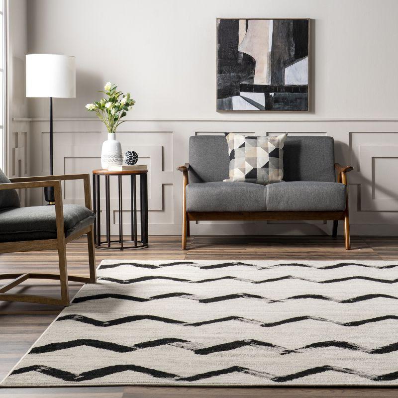 Nuloom Addison Chevron 4x6 Indoor Area Rug for Living Room Bedroom Dining Room Kitchen, Grey/Ivory