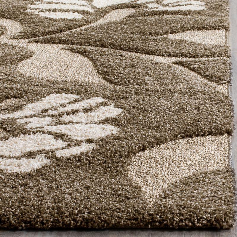 Florida Shag SG459 Power Loomed Indoor Area Rug - Smoke/Beige - 5'3"x7'6" - Safavieh