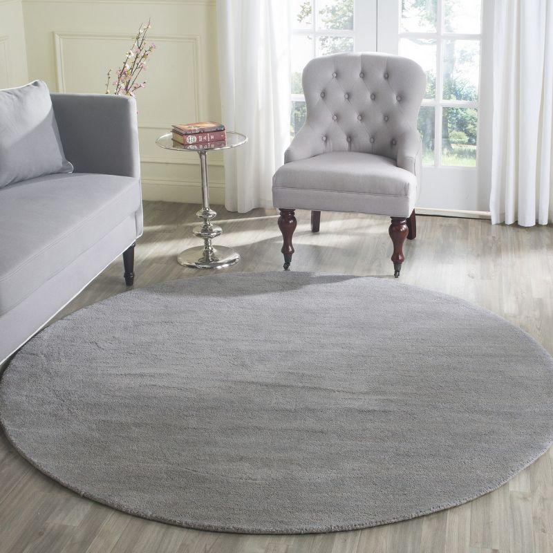 Handmade Gray Wool Tufted Round Rug - 4' Diameter