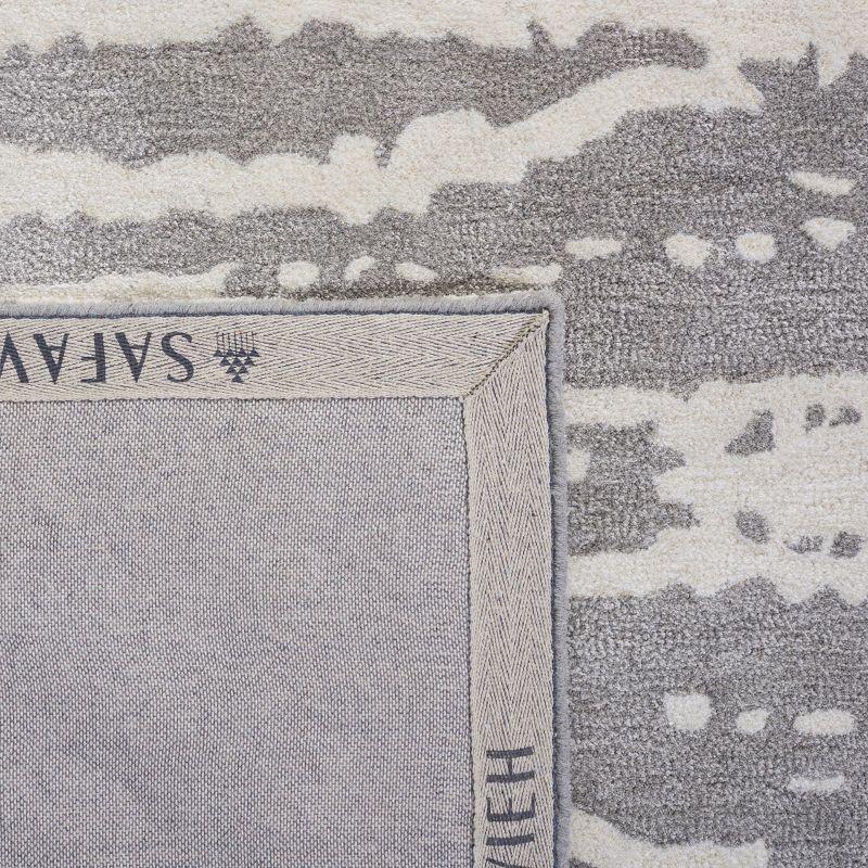 Soho SOH656 Hand Tufted Area Rug - Grey/Ivory - 7'6"x9'6" - Safavieh.