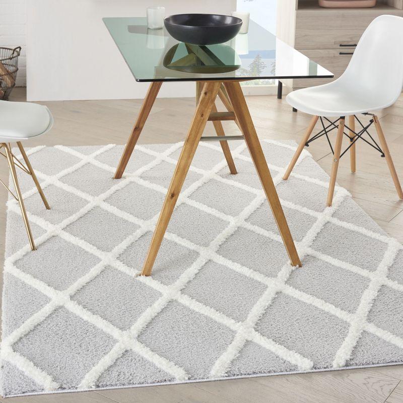 Gray Trellis 5'3" x 7'3" Handmade Tufted Shag Rug