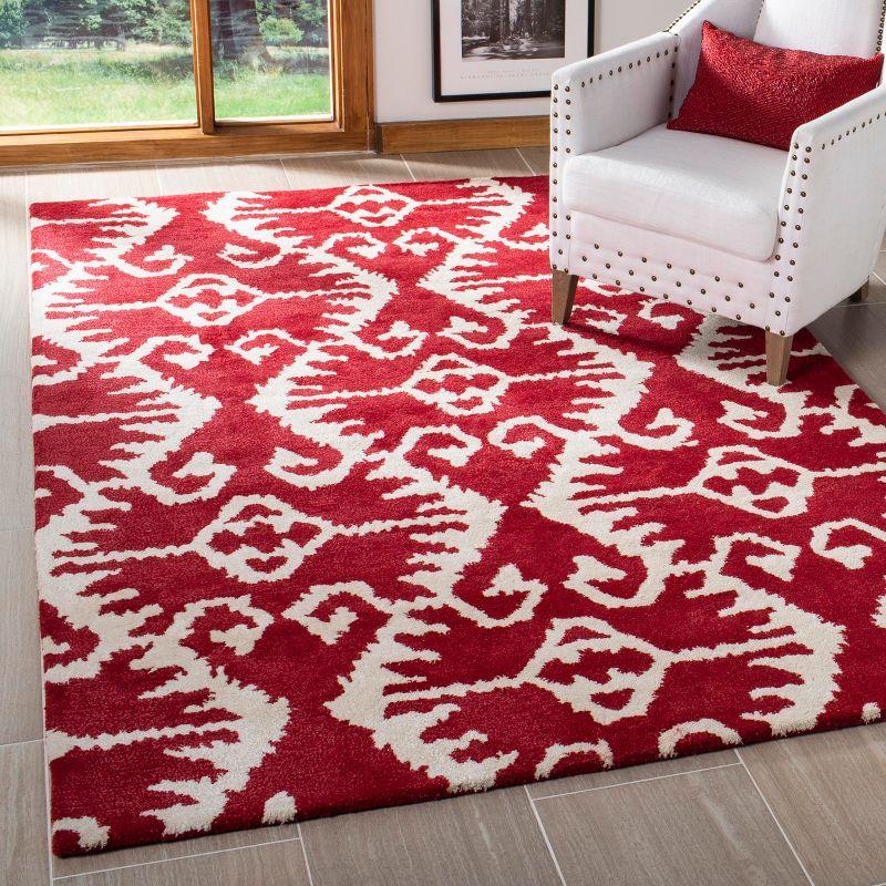 Wyndham WYD323 Hand Tufted Area Rug  - Safavieh