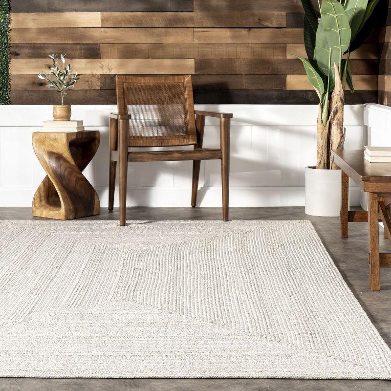 Nuloom Rowan Solid Oval 8x10 Indoor/Outdoor Area Rug for Living Room Patio Deck Front Porch Kitchen, Ivory
