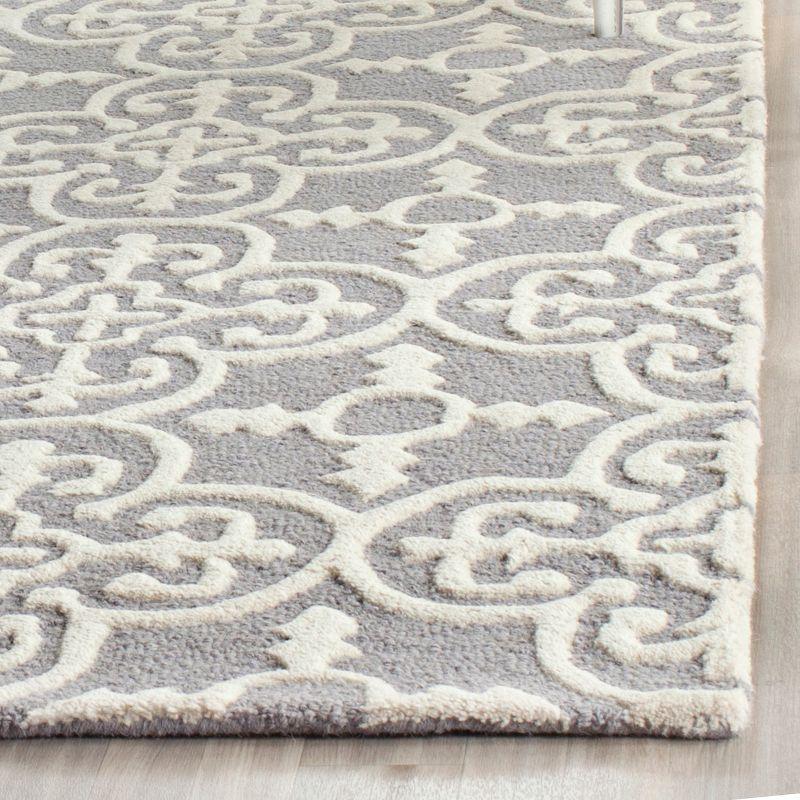 Silver Hand-Tufted Wool 4' x 6' Rectangular Rug