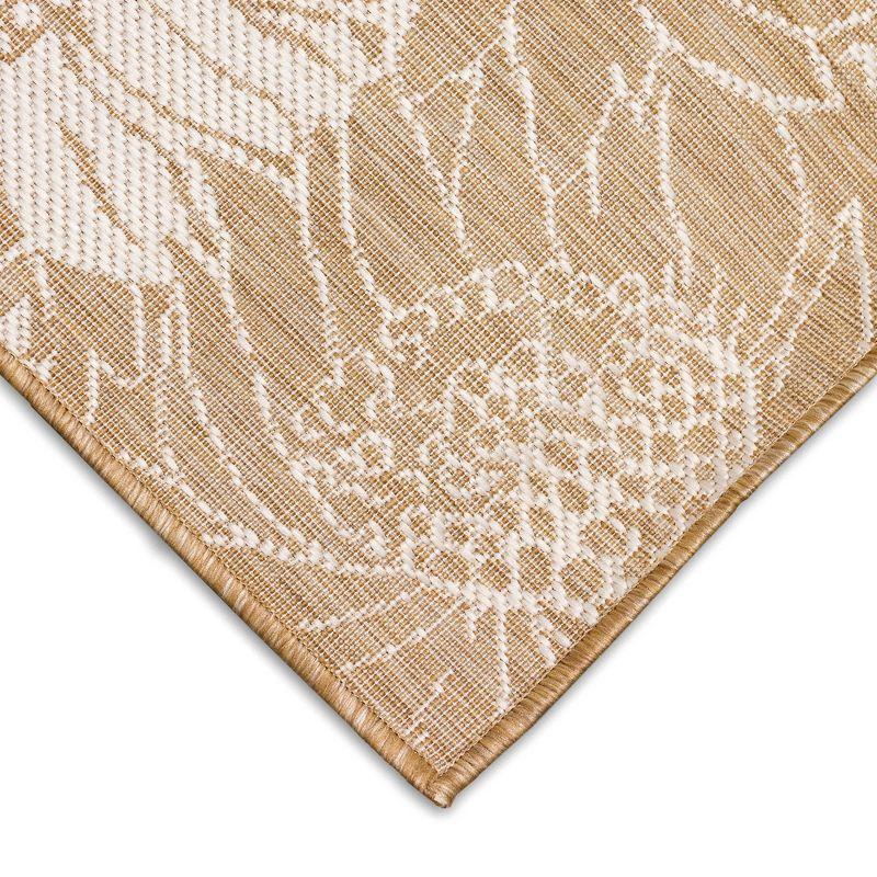 Liora Manne Carmel Sunflower Field Indoor/Outdoor Rug Sand 6'6" x 9'4"