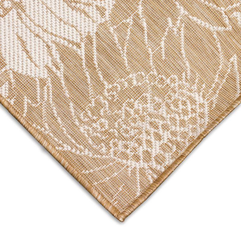 Sunny Field Reversible Flatweave Indoor/Outdoor Rug in Sand 6'6" x 9'3"