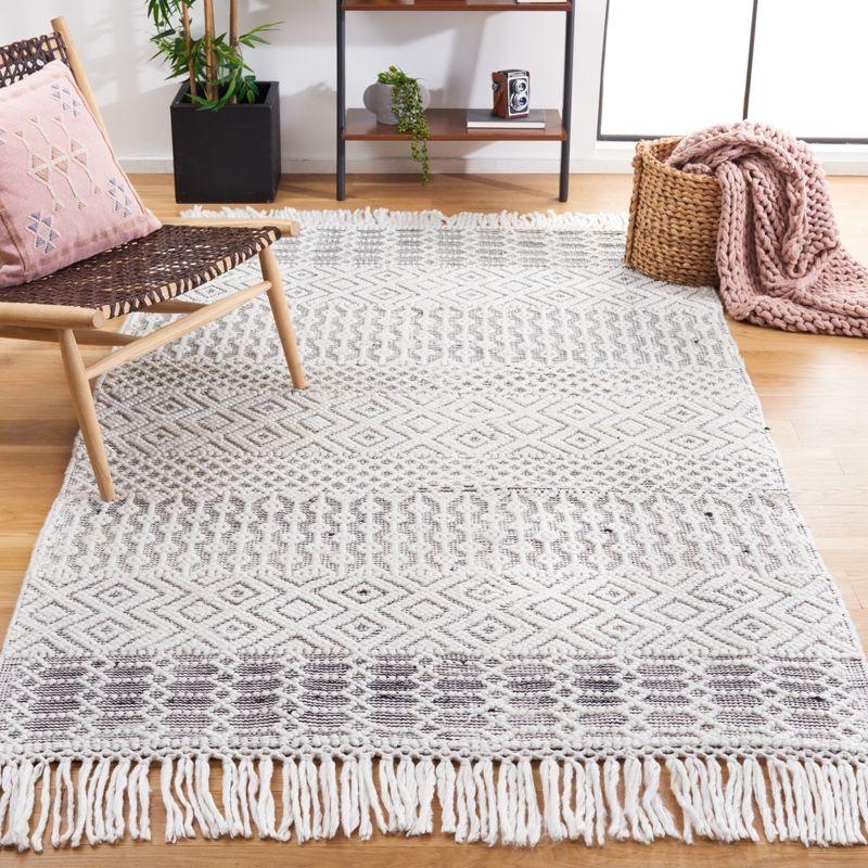 Casablanca CSB276 Hand Woven Area Rug  - Safavieh