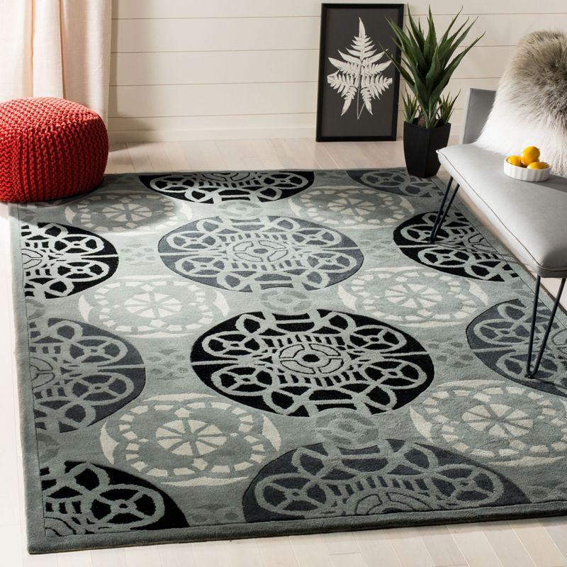 Elegante Gray Hand-Tufted Wool & Viscose 8' x 10' Area Rug