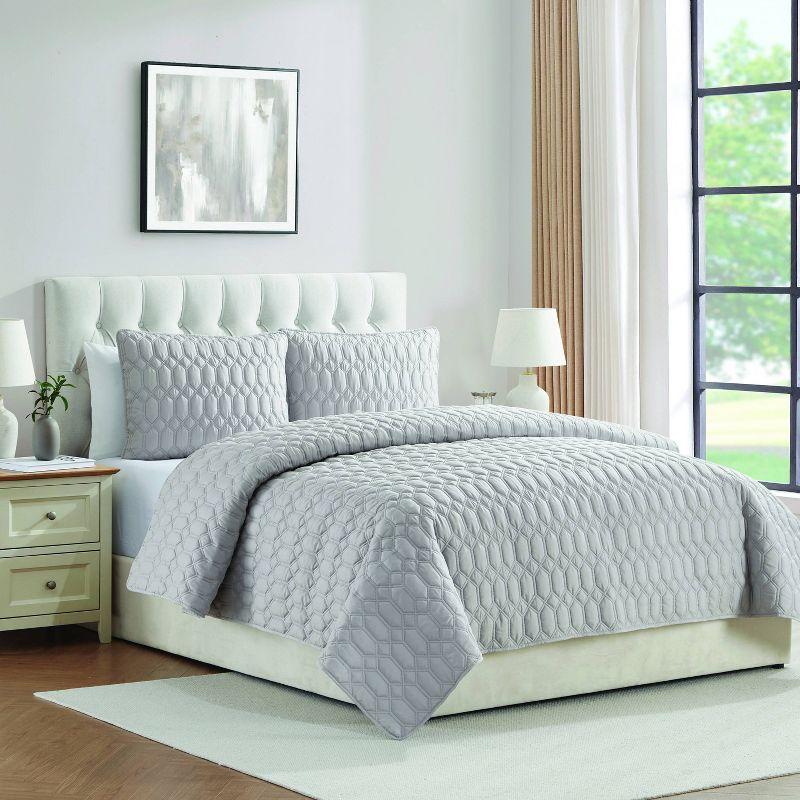 VCNY 3pc Diamond Pinsonic Quilt Set