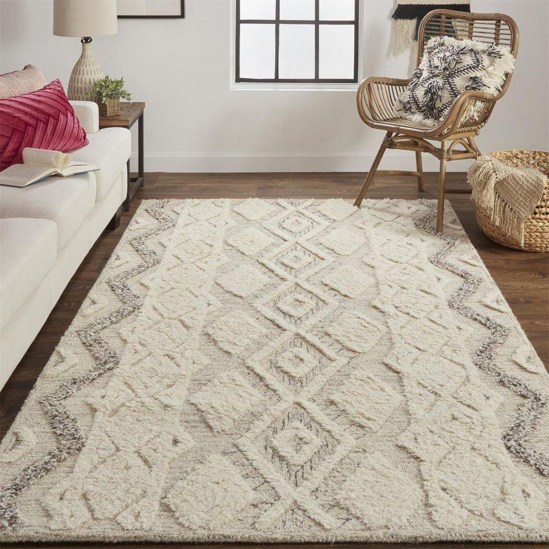 Anica Ivory and Gray Geometric Wool Area Rug 4' x 6'