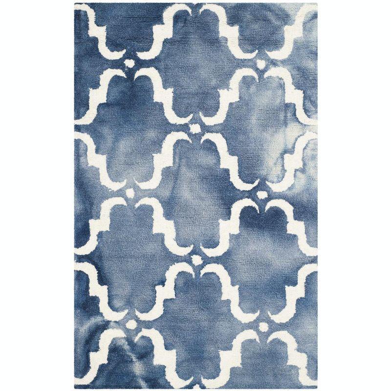 Hand-Tufted Navy and Ivory Wool Rectangular Rug 3' x 5'