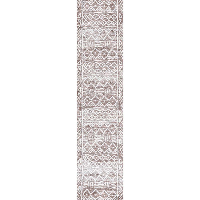 Amanar Geometric Area Rug - JONATHAN Y