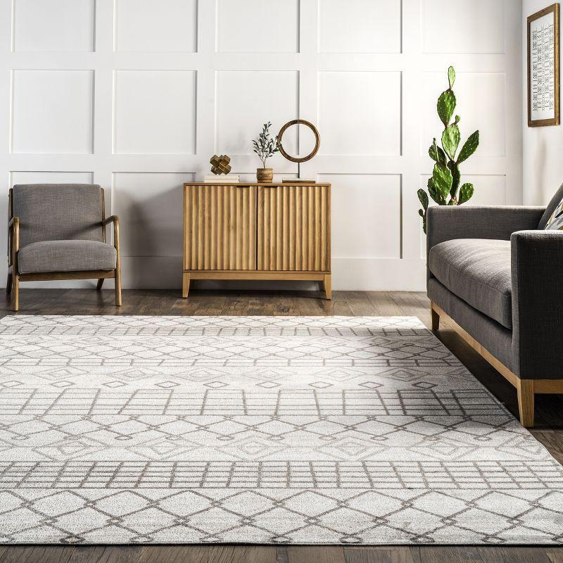 Eco-Friendly Machine Washable Geometric Trellis Rug, 5' x 8', Gray