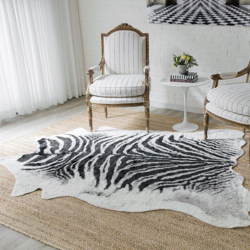 Acadia Zebra Acrylic And Area Rug - Erin Gates by Momeni