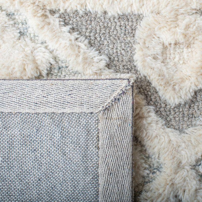 Metro MET110 Hand Tufted Indoor Area Rug - Ivory/Grey - 8'x10' - Safavieh