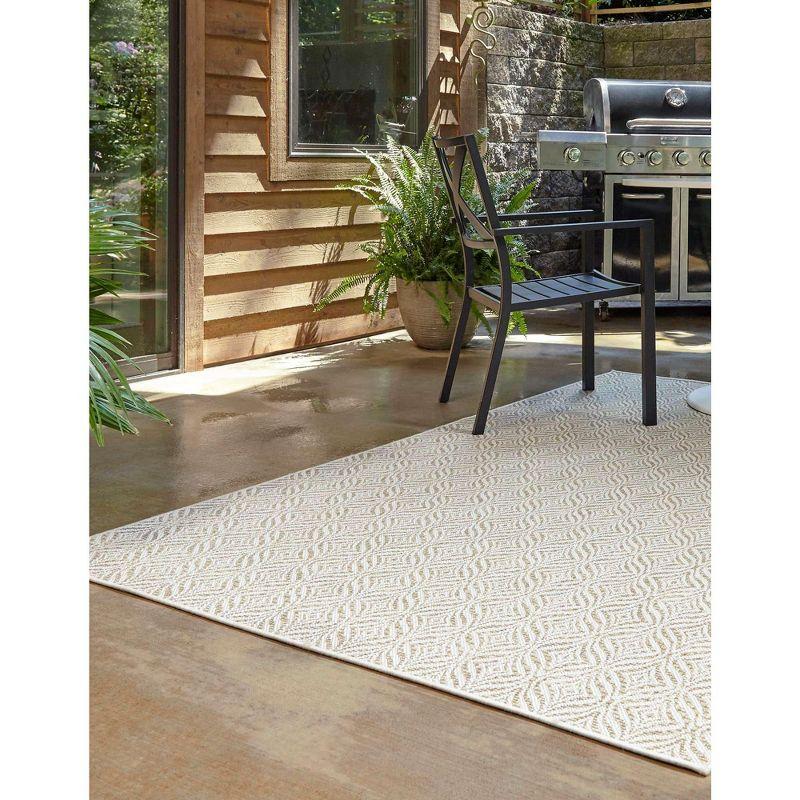 Taupe Trellis Easy-Care Outdoor Rectangular Rug