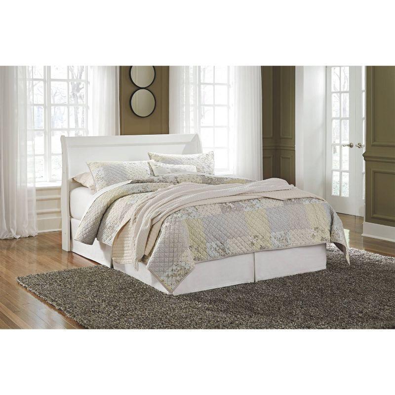 White Wood Queen Sleigh Bed with Sleigh Headboard