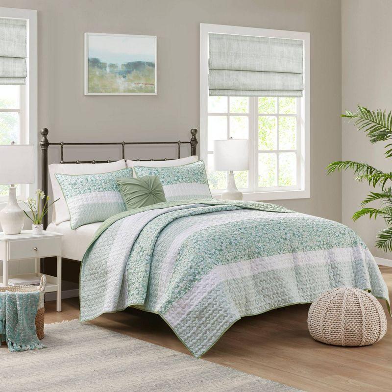 Green King Microfiber Seersucker Quilt Set with Pillow