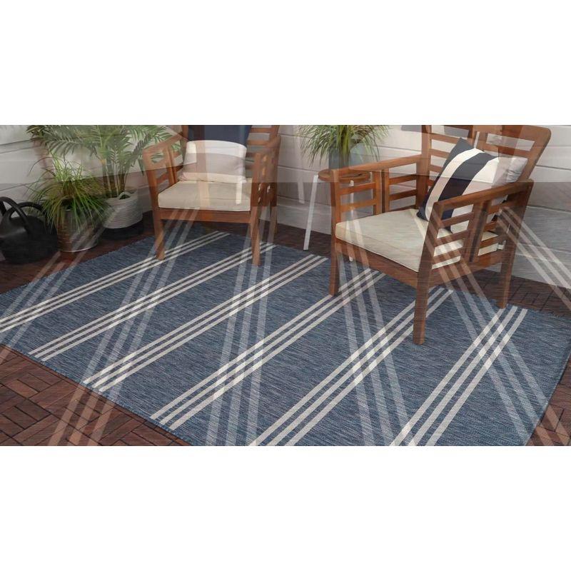 Costa Verde Stripe 7' x 10' Outdoor Easy Care Rug - Green and Ivory