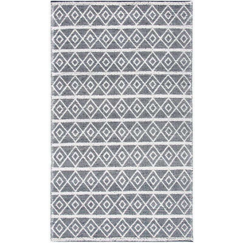 Natura 3' x 5' Ivory and Black Wool Area Rug