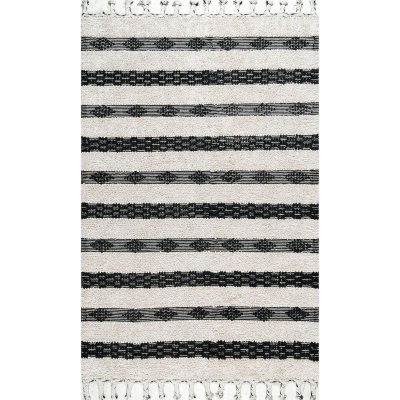 Nuloom Handmade Striped Delia Shag Indoor Area Rug, 6' x 9', Ivory