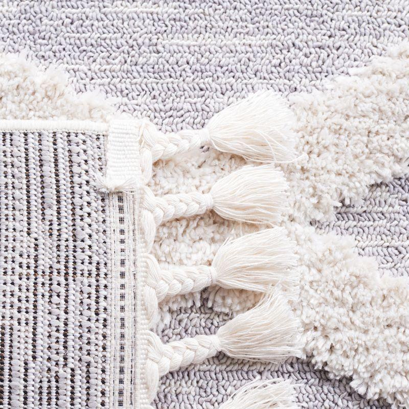 Marrakesh MRK564 Power Loomed Runner Rug - Grey/Ivory - 2'2"x8' - Safavieh.