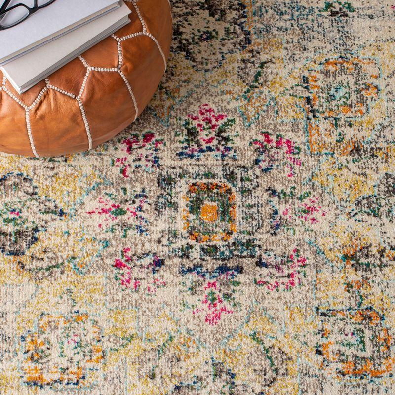 Madison MAD473 Power Loomed Indoor Area Rug - Grey/Gold - 4'x6' - Safavieh