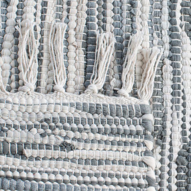 Coastal Charm Hand-Woven Cotton Runner Rug in Silver, 2'3" x 6'