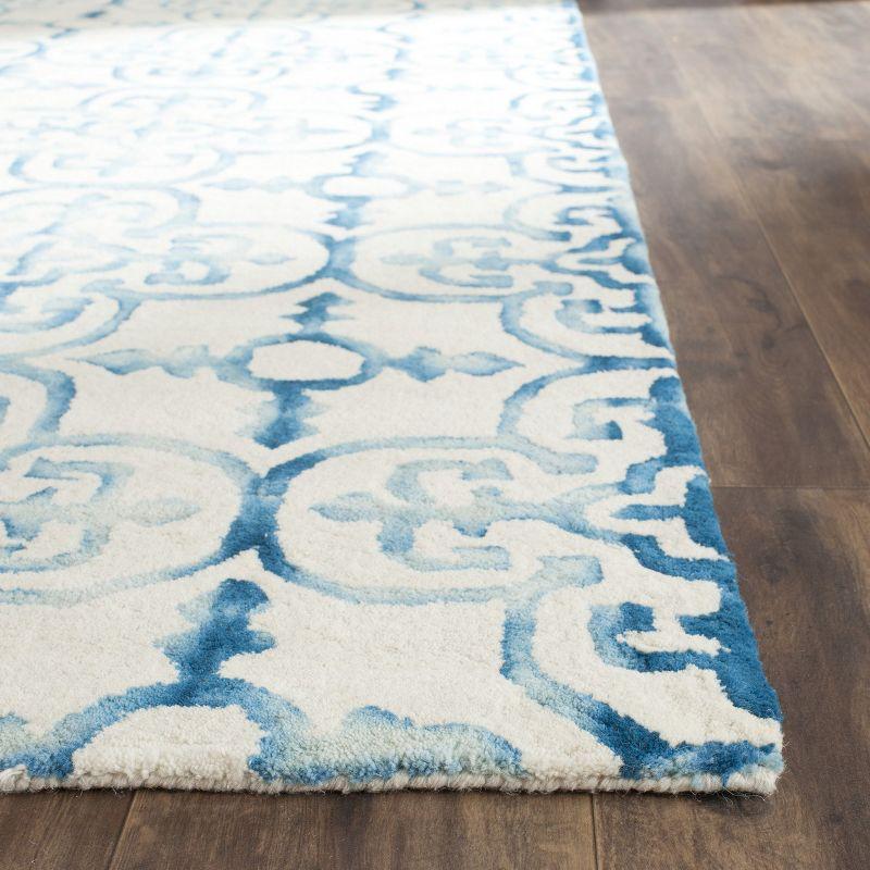 Dip Dye DDY711 Hand Tufted Area Rug  - Safavieh