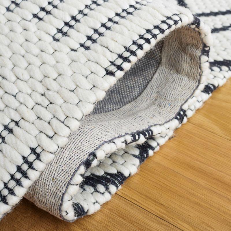 Vermont VRM150 Hand Woven Area Rug - Ivory/Black - 5'x8' - Safavieh.