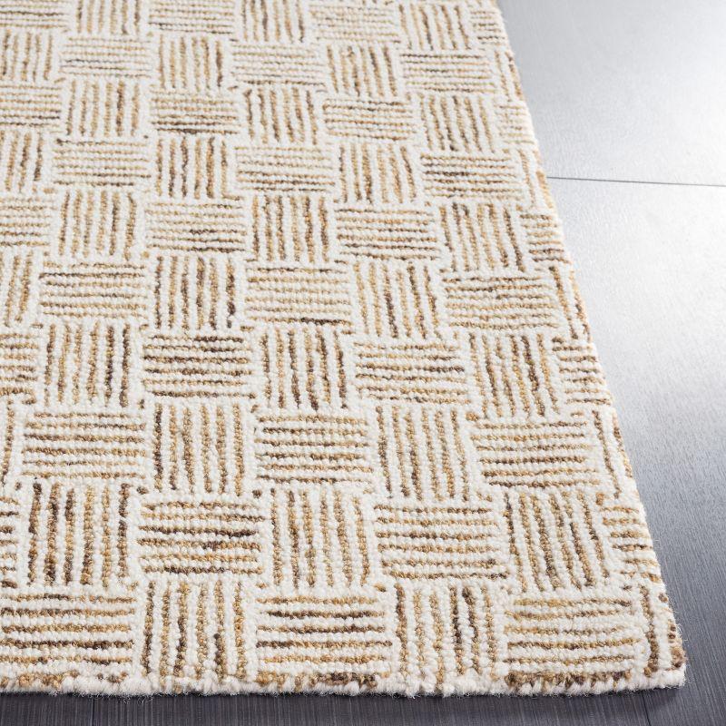 Micro-Loop MLP537 Hand Tufted Indoor Accent Rug - Taupe/Ivory - 4'x6' - Safavieh