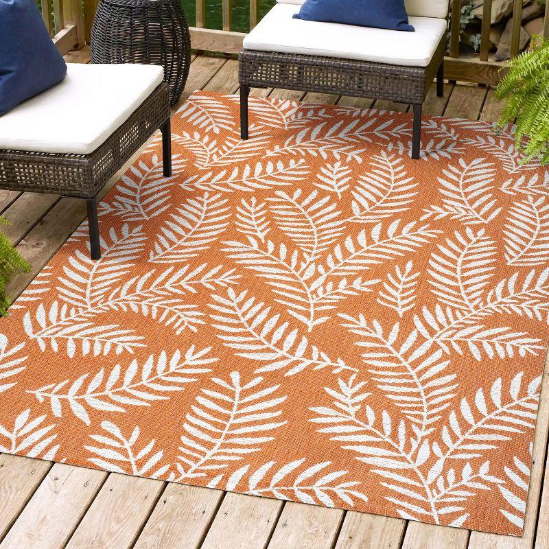 Nevis Palm Frond Indoor/Outdoor Area Rug - JONATHAN Y