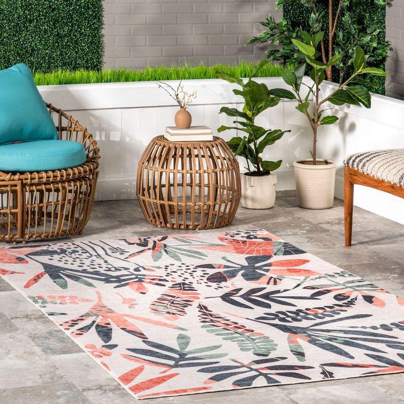 Nuloom Mara Floral & Paisley 4x6 Machine Washable Indoor/Outdoor Area Rug for Living Room Patio Deck Front Porch Kitchen, Multicolor/Light Grey