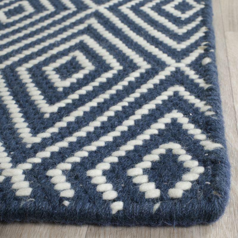 Wilton WIL715 Hand Hooked Indoor Area Rug - Navy/Ivory - 8'x10' - Safavieh
