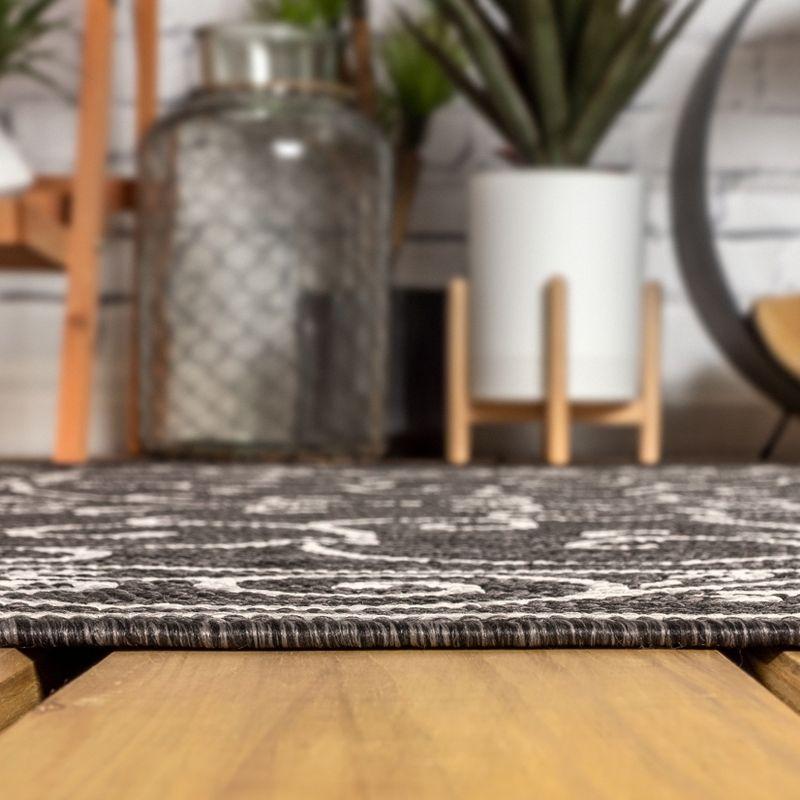 4'x6' Charleston Vintage Filigree Textured Weave Indoor/Outdoor Area Rug, Black/Gray - JONATHAN Y