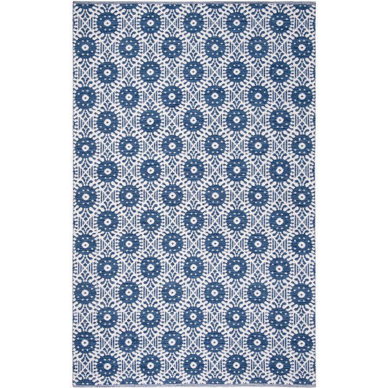 Montauk MTK612 Hand Woven Area Rug - Navy/Ivory - 5'x8' - Safavieh.