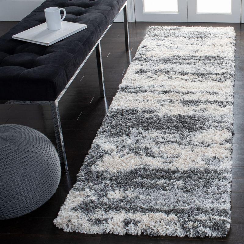 Fontana Shag FNT853 Power Loomed Runner Rug - Grey/Ivory - 2'3"x8' - Safavieh.
