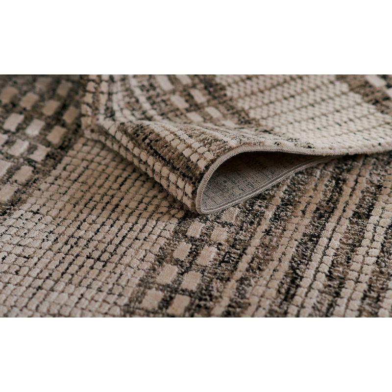 Momeni Noho Geometric Machine Loomed Rug Sand