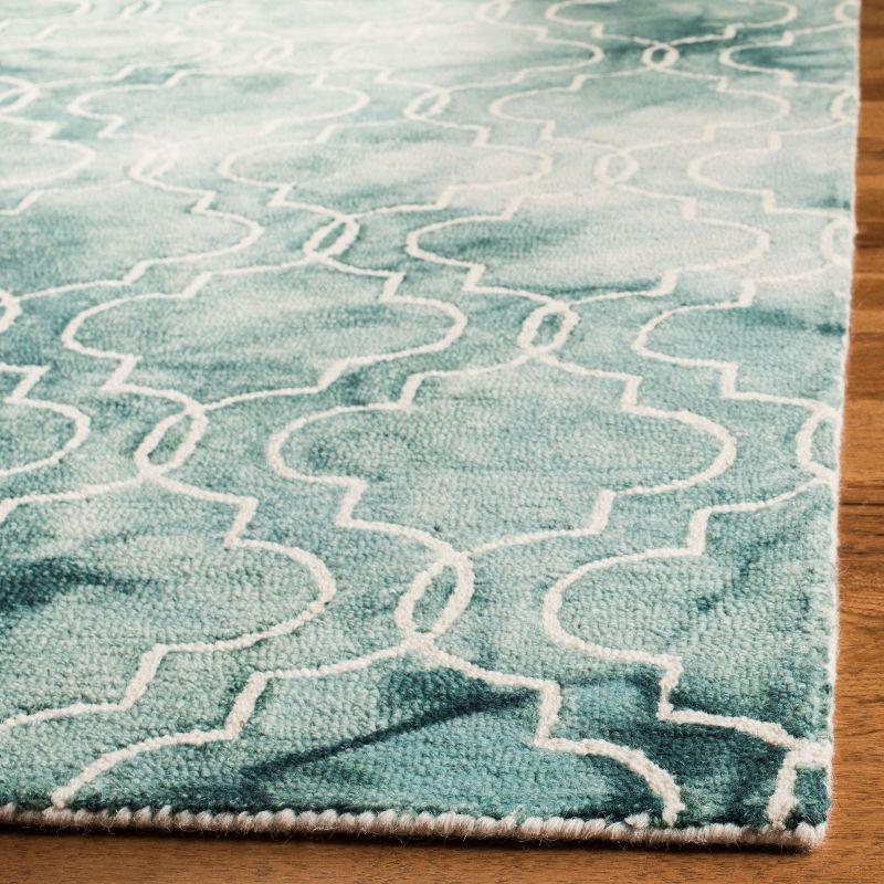 Dip Dye DDY676 Hand Tufted Indoor Area Rug - Green/Ivory - 4'x6' - Safavieh