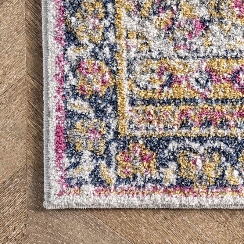 Nuloom Tabitha Oriental/Persian 4x6 Area Rug for Living Room Bedroom Dining Room Kitchen, Pink/Ivory
