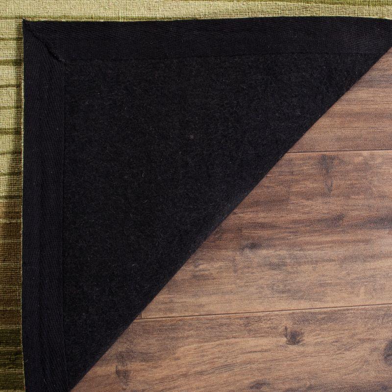 Marbella MRB283 Hand Loomed Area Rug - Green - 4'x6' - Safavieh.