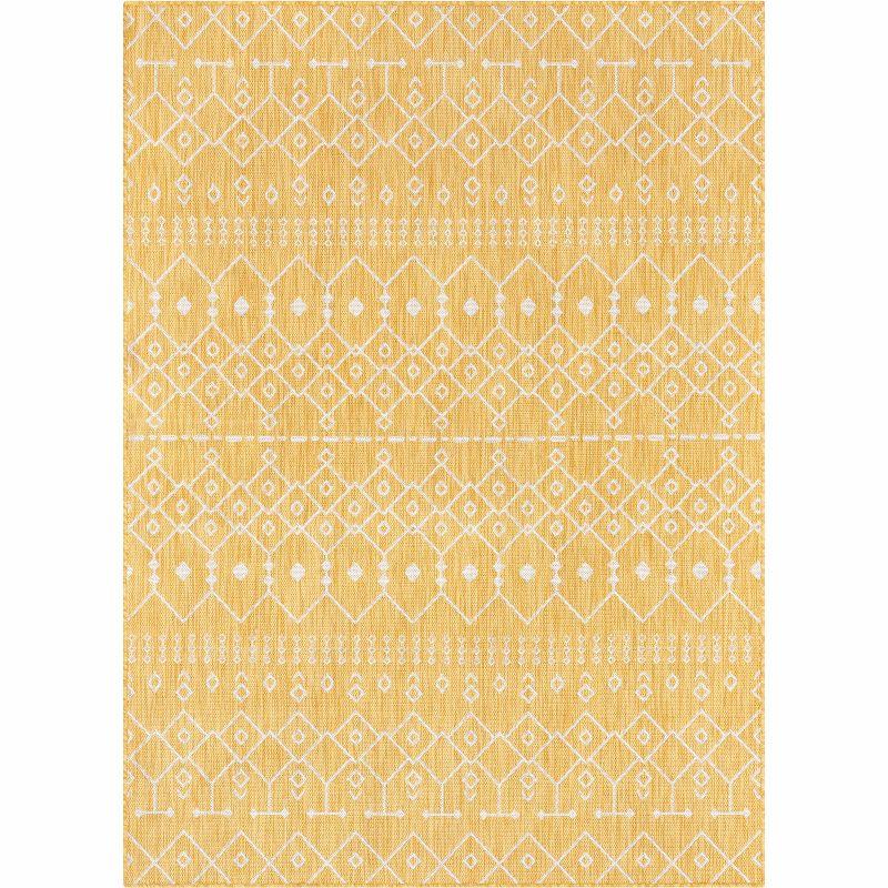 Well Woven Nors Yellow Indoor / Outdoor Flat Weave Pile Nordic Lattice Pattern Area Rug 5x7 (5'3" x 7'3")