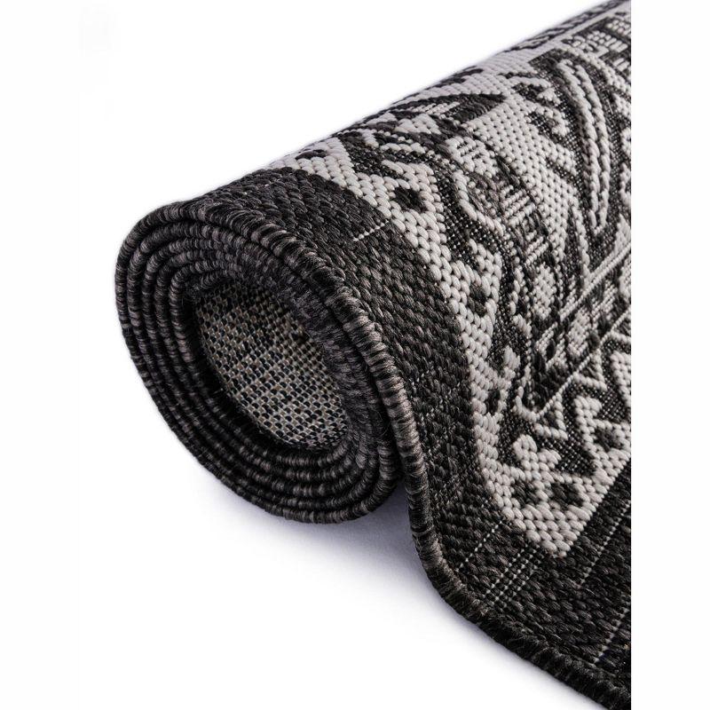 Unique Loom 7' 10 x 7' 10 Square Indoor/Outdoor Aztec Charcoal Gray Area Rug
