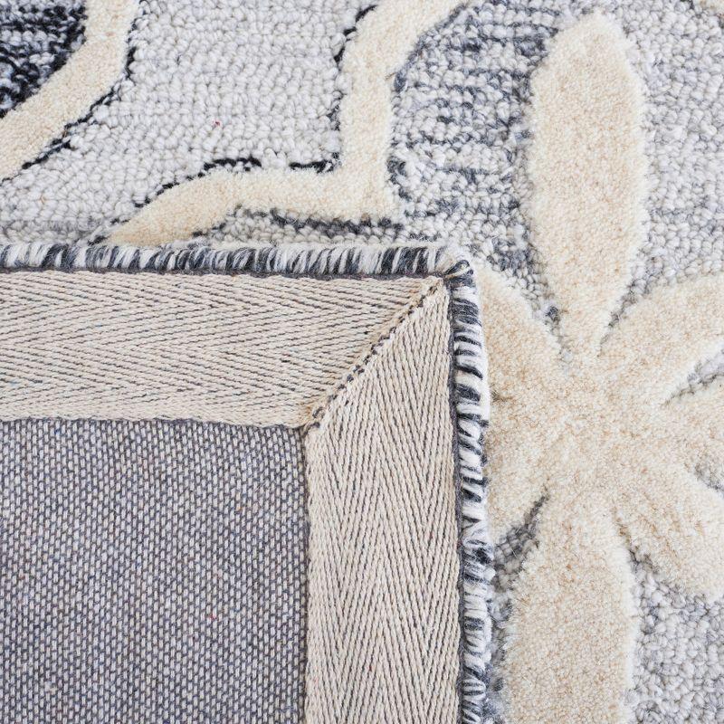 Metro MET872 Hand Tufted Area Rug  - Safavieh