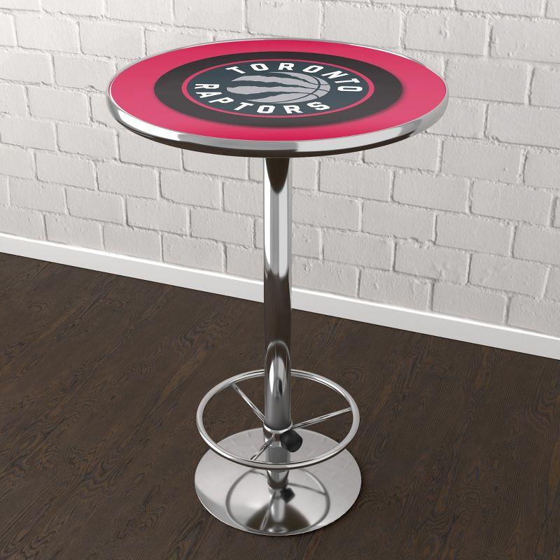 Round Dining Table