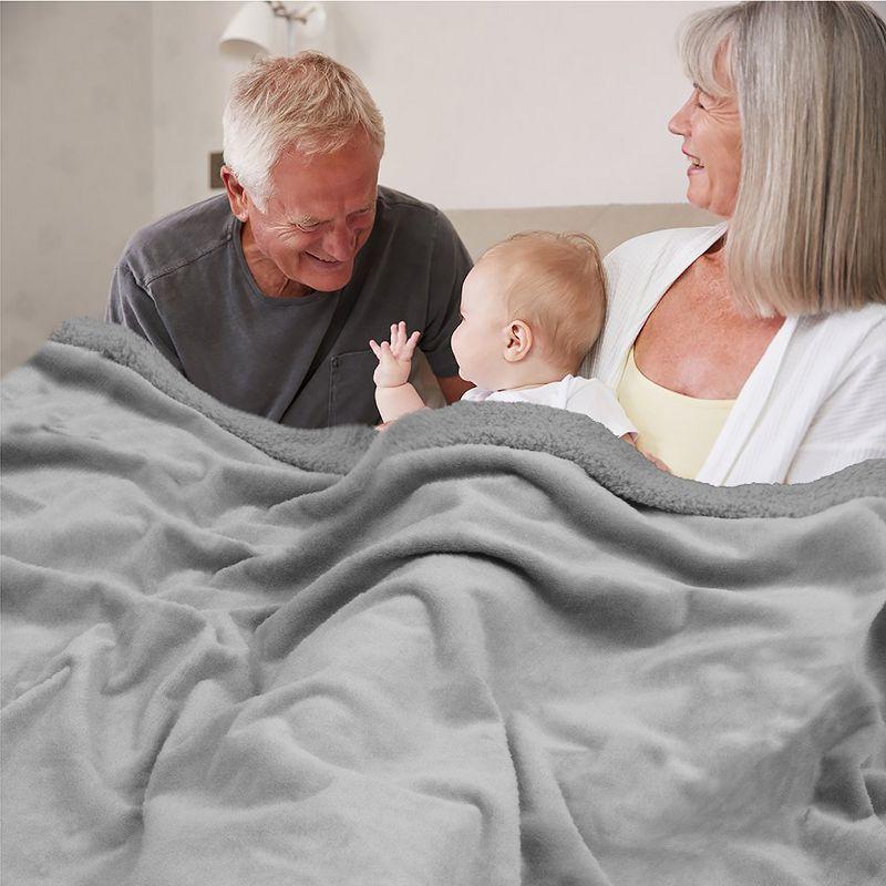 Pavilia Hand Woven Throw Blanket