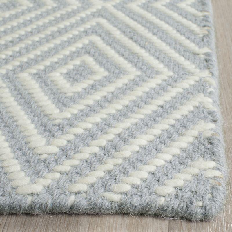Safavieh Hand Hooked Wool And Cotton With Latex Geometric Rug
