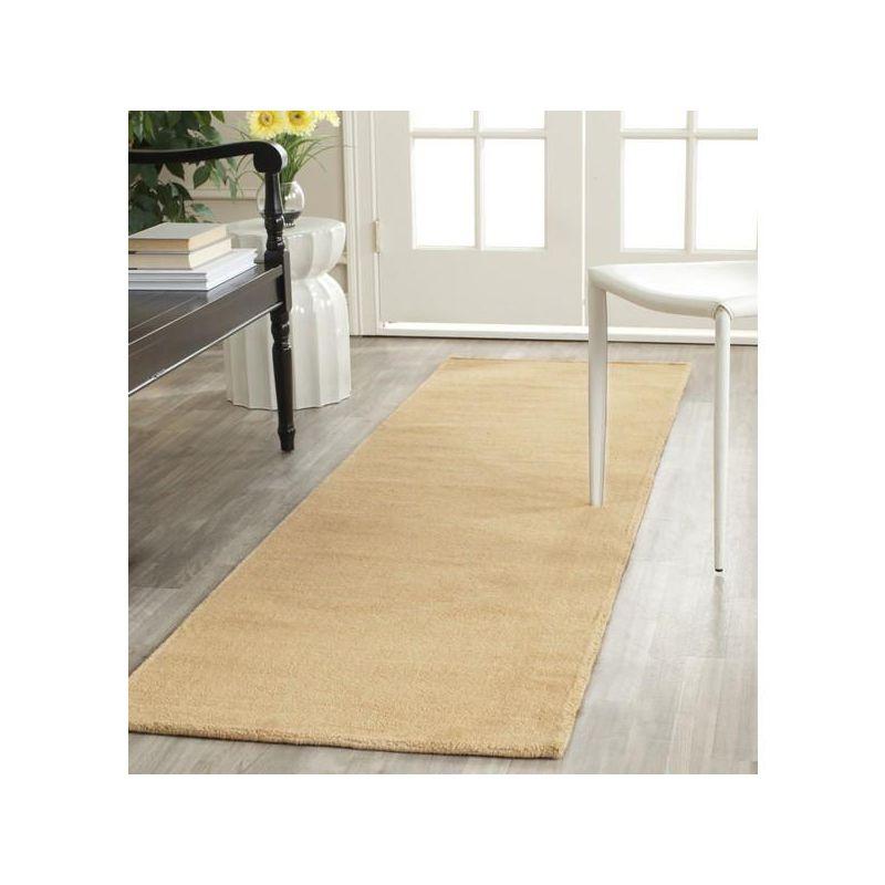 Himalaya HIM610 Handmade Accent Rug - 2'3"x4' - Beige - Safavieh