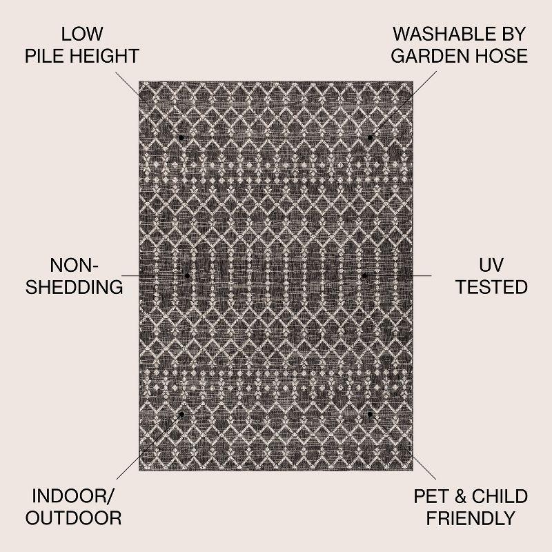 3'x5' Ourika Moroccan Geometric Textured Weave Indoor/Outdoor Area Rug, Black/Gray - JONATHAN Y